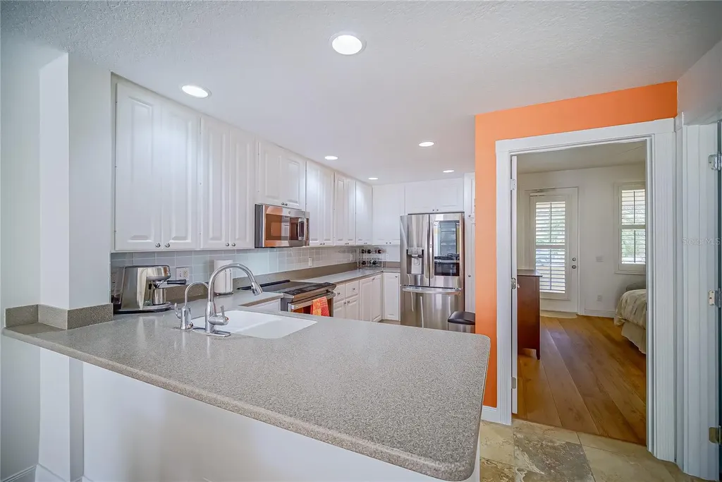 8523 Leatherleaf Lane Orlando FL 32827