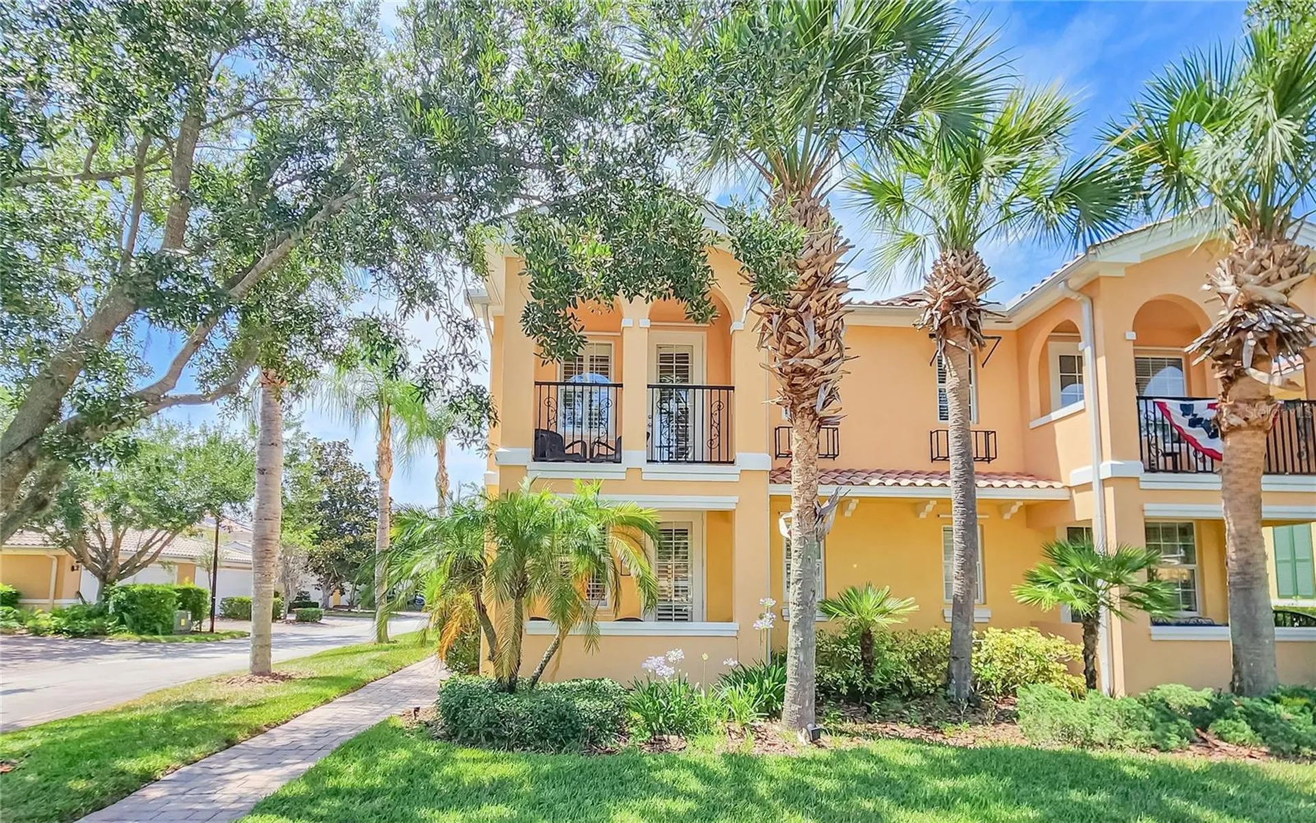 8523 Leatherleaf Lane Orlando FL 32827