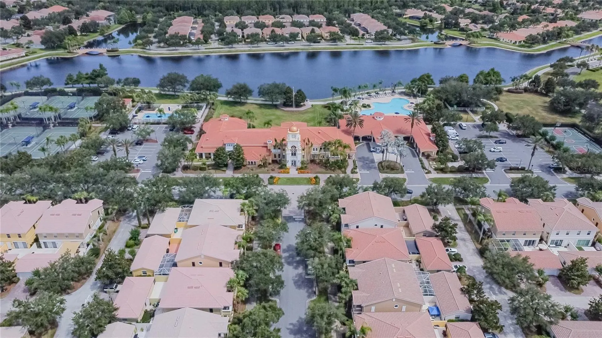 8523 Leatherleaf Lane Orlando FL 32827