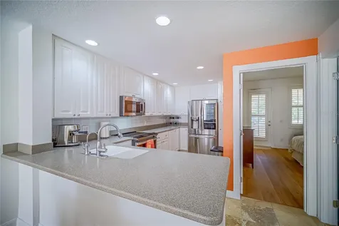 8523 Leatherleaf Lane Orlando FL 32827