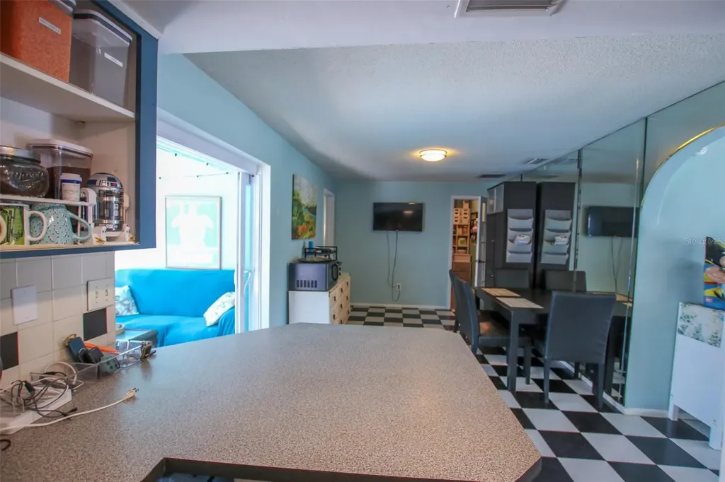 1462 Carolyn Lane Clearwater FL 33755