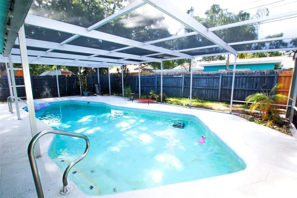 1462 Carolyn Lane Clearwater FL 33755