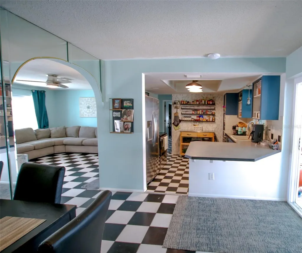 1462 Carolyn Lane Clearwater FL 33755