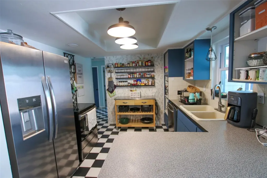 1462 Carolyn Lane Clearwater FL 33755