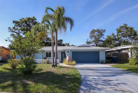 1462 Carolyn Lane Clearwater FL 33755