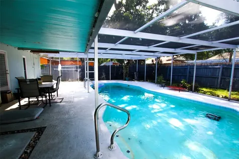 1462 Carolyn Lane Clearwater FL 33755