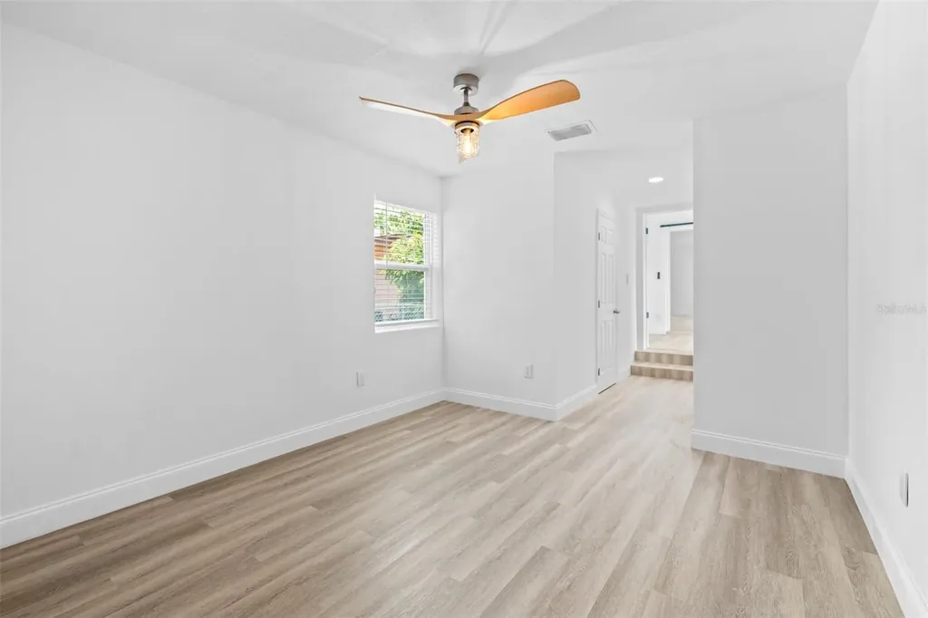 2325 Highland Street S St Petersburg FL 33705