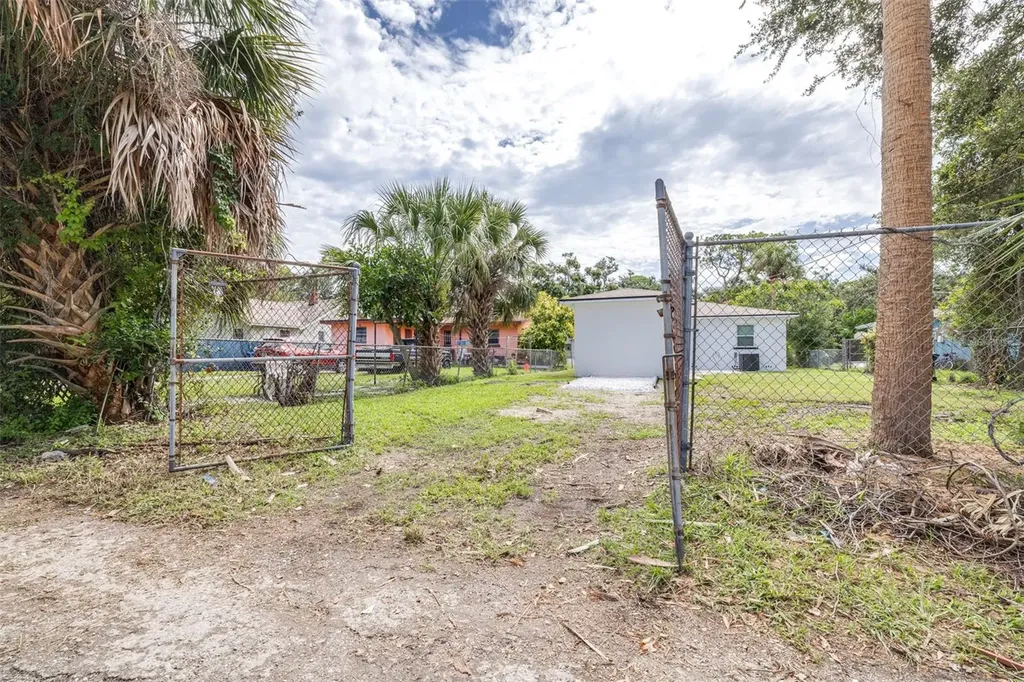 2325 Highland Street S St Petersburg FL 33705