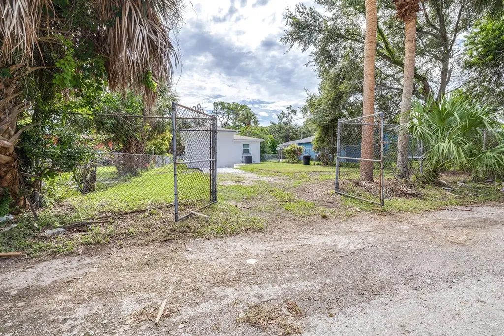 2325 Highland Street S St Petersburg FL 33705