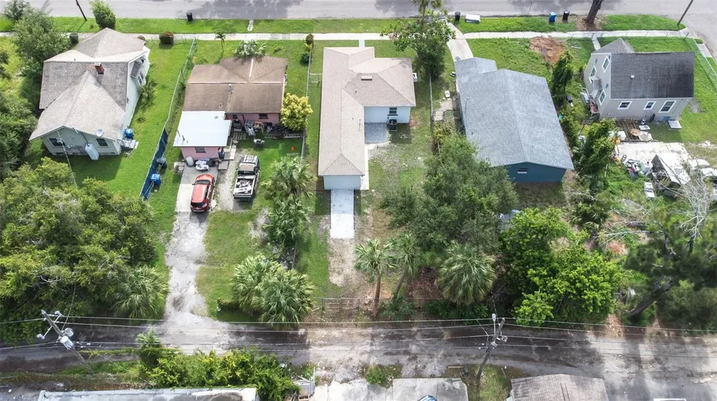 2325 Highland Street S St Petersburg FL 33705