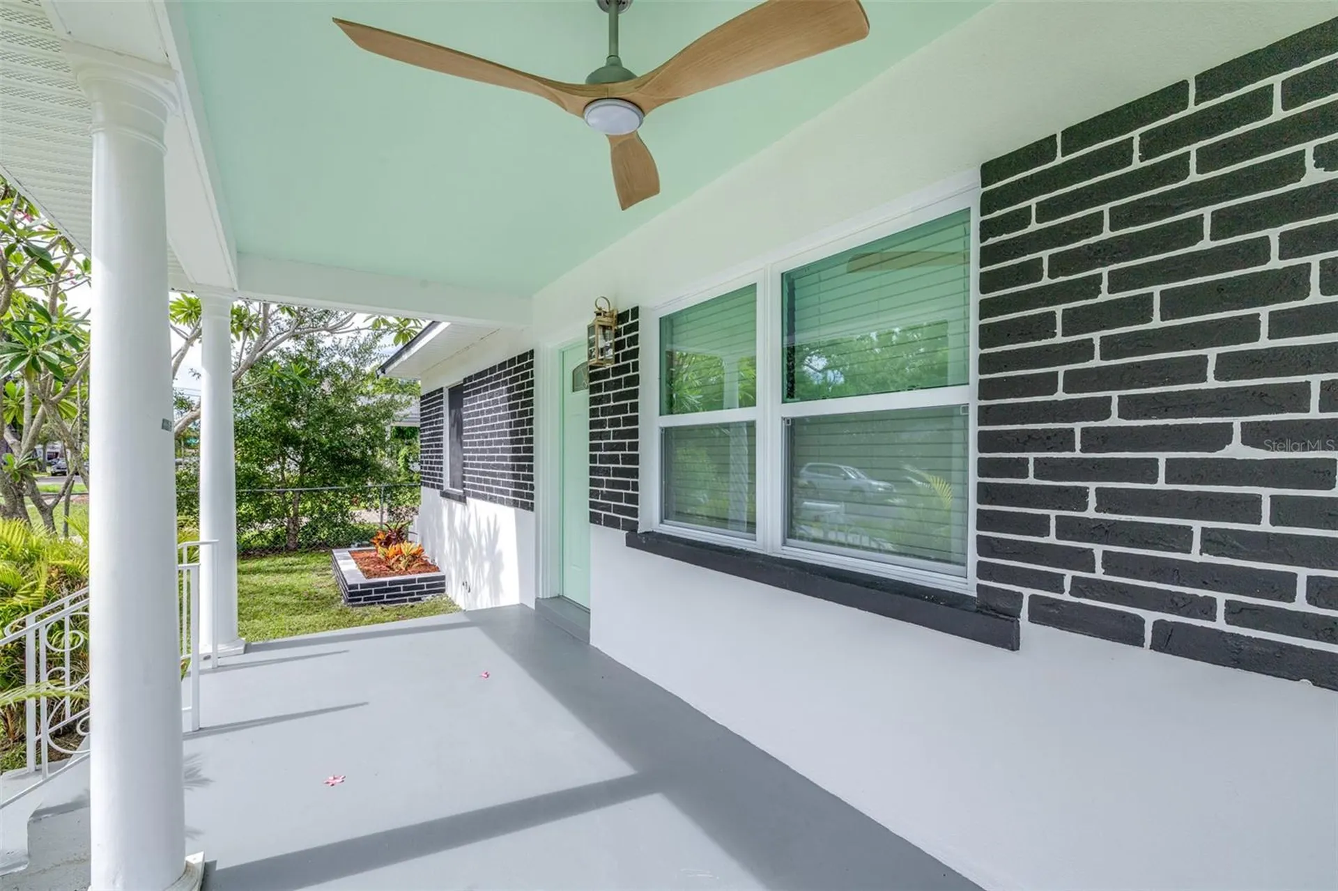 2325 Highland Street S St Petersburg FL 33705