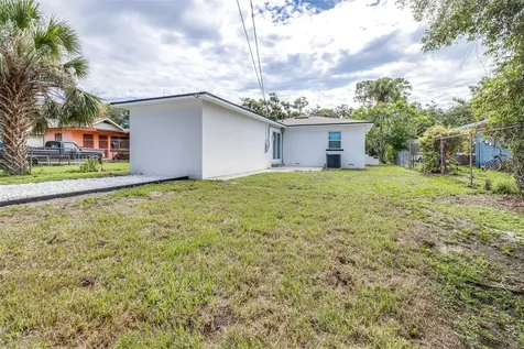 2325 Highland Street S St Petersburg FL 33705