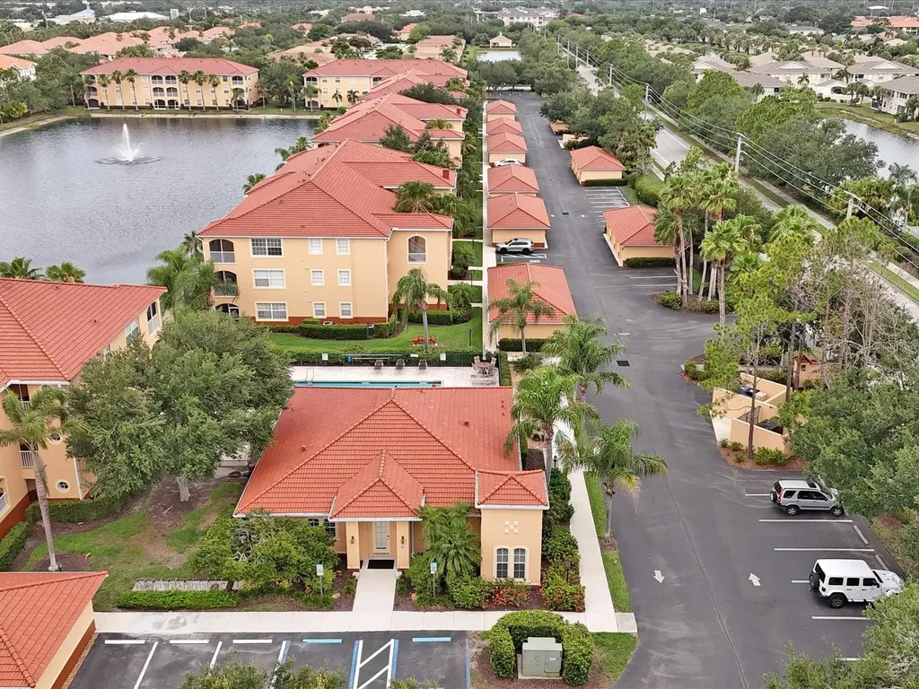150 L Pavia Boulevard Venice FL 34292