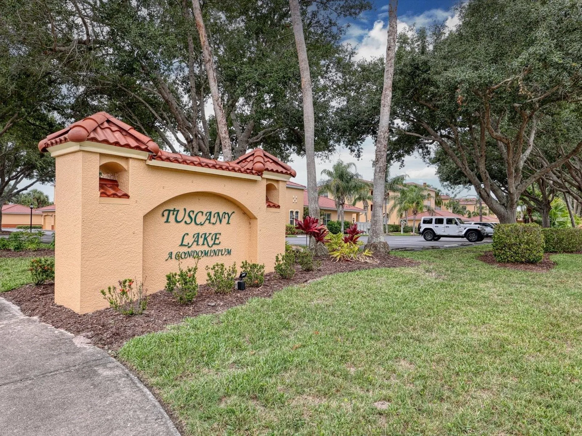 150 L Pavia Boulevard Venice FL 34292