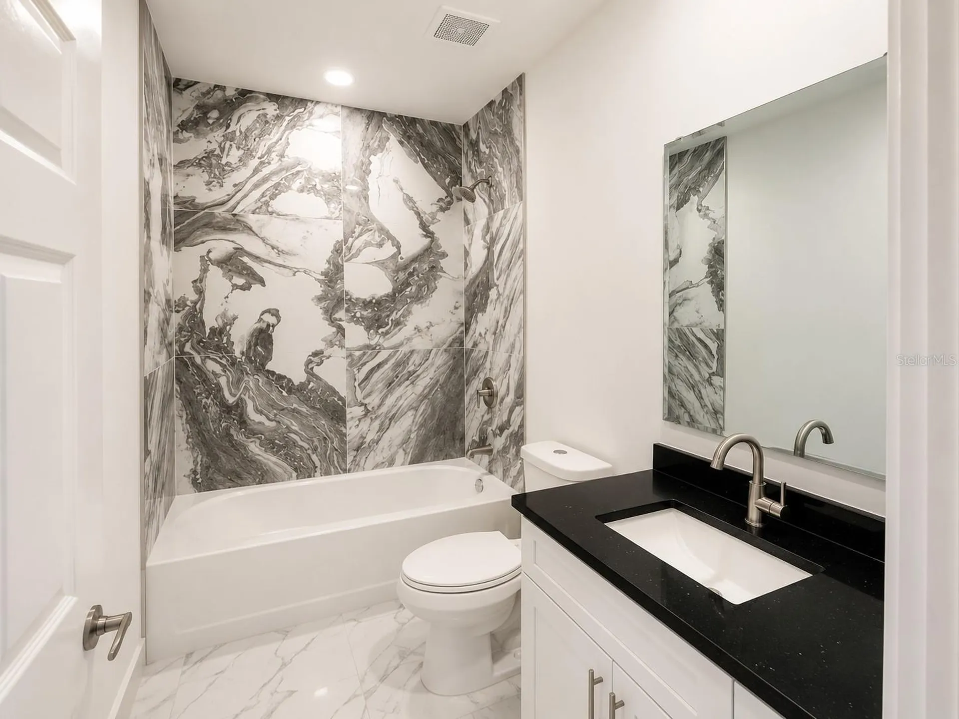 1107 NW 9th Avenue Cape Coral FL 33993