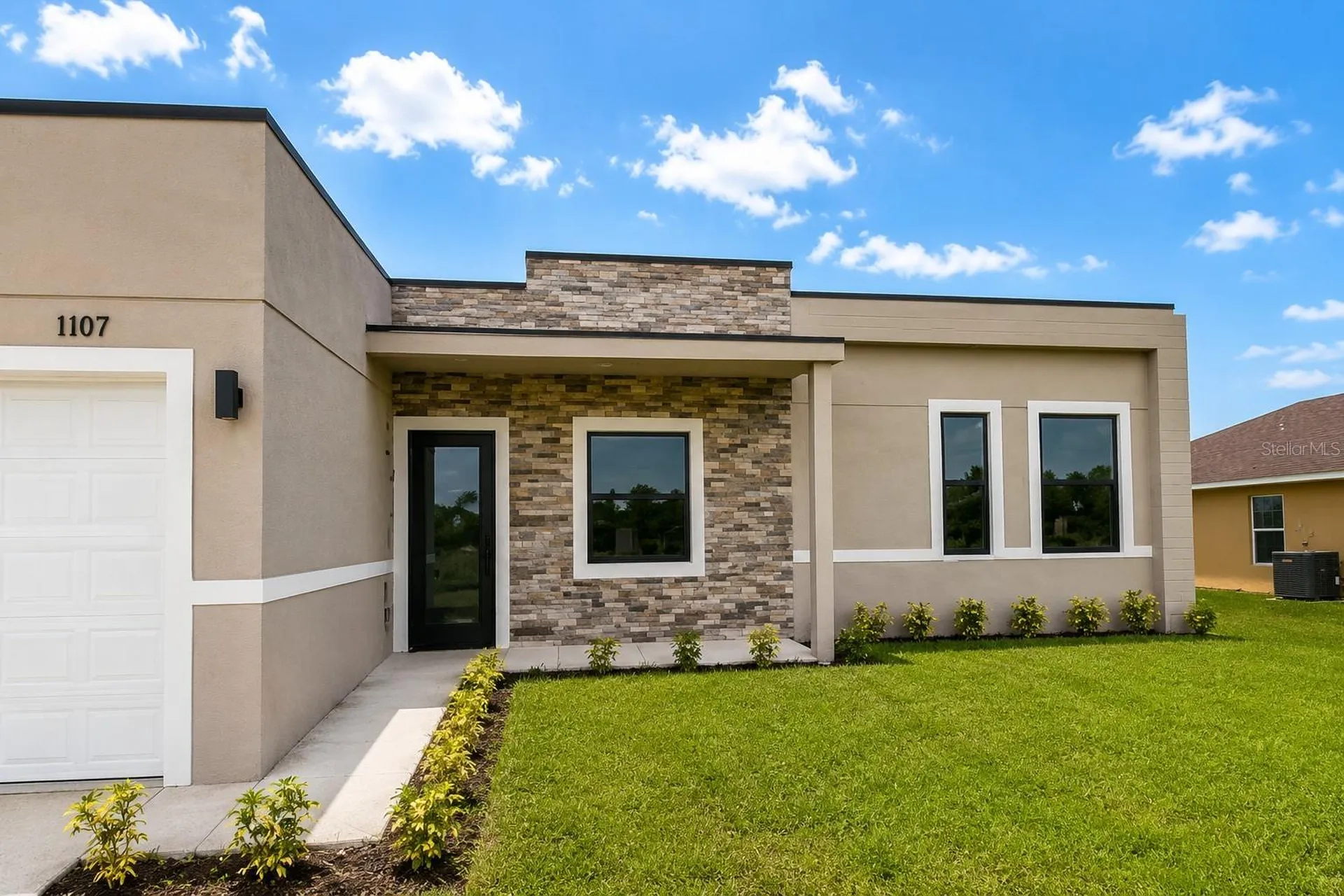 1107 NW 9th Avenue Cape Coral FL 33993