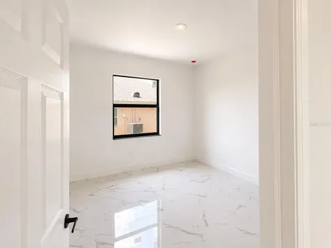 1107 NW 9th Avenue Cape Coral FL 33993