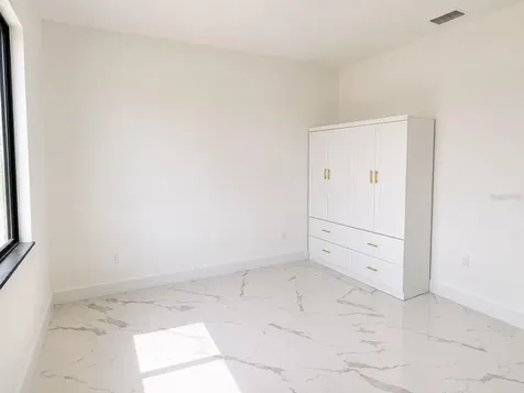 1107 NW 9th Avenue Cape Coral FL 33993