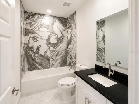 1107 NW 9th Avenue Cape Coral FL 33993