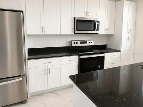 1107 NW 9th Avenue Cape Coral FL 33993