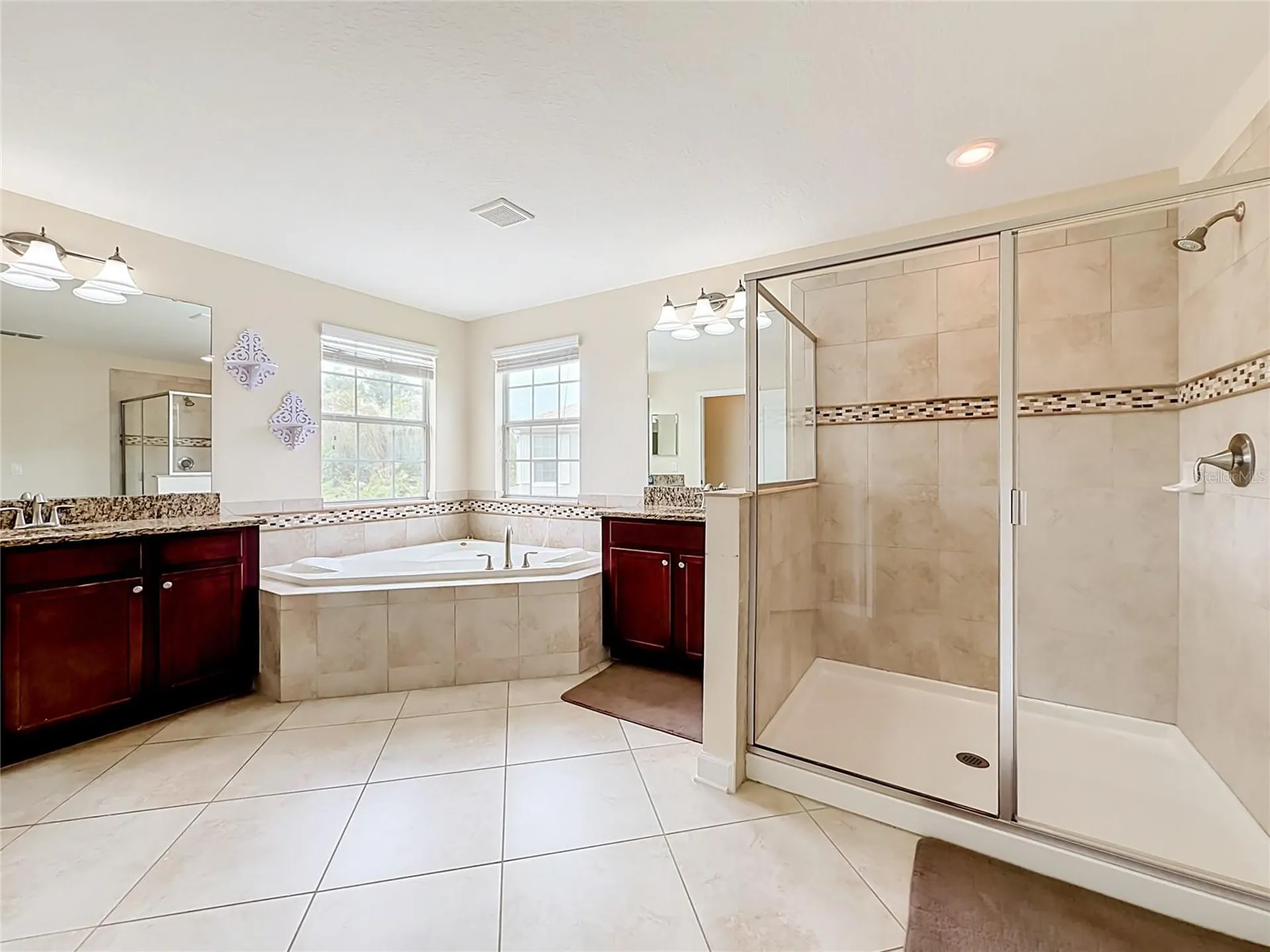 15121 Evergreen Oak Loop Winter Garden FL 34787