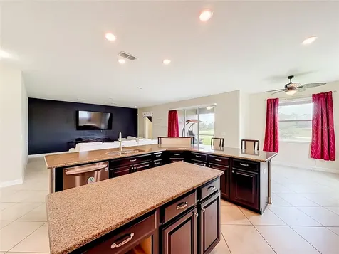 15121 Evergreen Oak Loop Winter Garden FL 34787