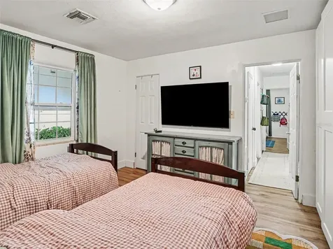 1801 S Fern Creek Avenue Orlando FL 32806