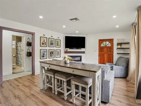 1801 S Fern Creek Avenue Orlando FL 32806