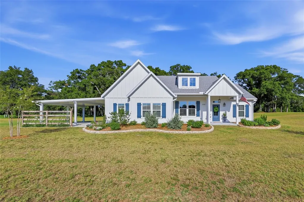 3705 NW 31st Avenue Bell FL 32619