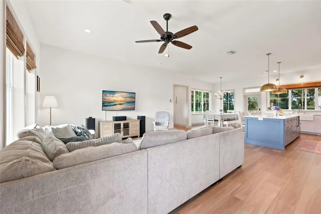 3705 NW 31st Avenue Bell FL 32619