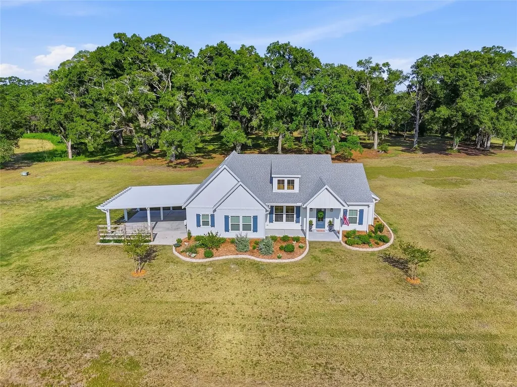 3705 NW 31st Avenue Bell FL 32619