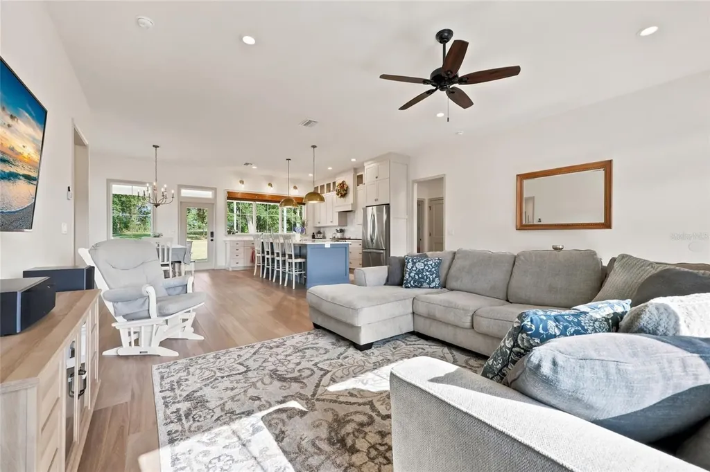 3705 NW 31st Avenue Bell FL 32619