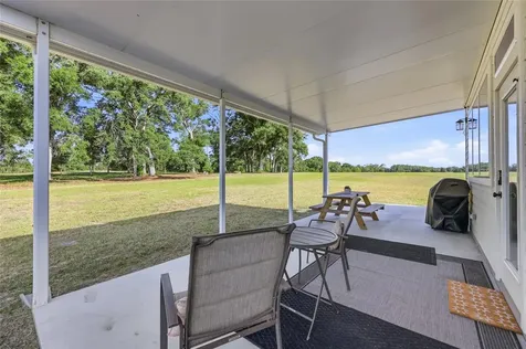 3705 NW 31st Avenue Bell FL 32619