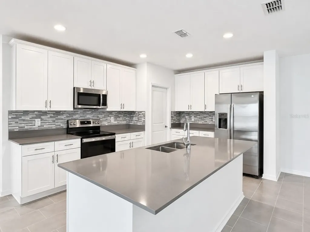 1187 Cabot Cliffs Drive Daytona Beach FL 32124