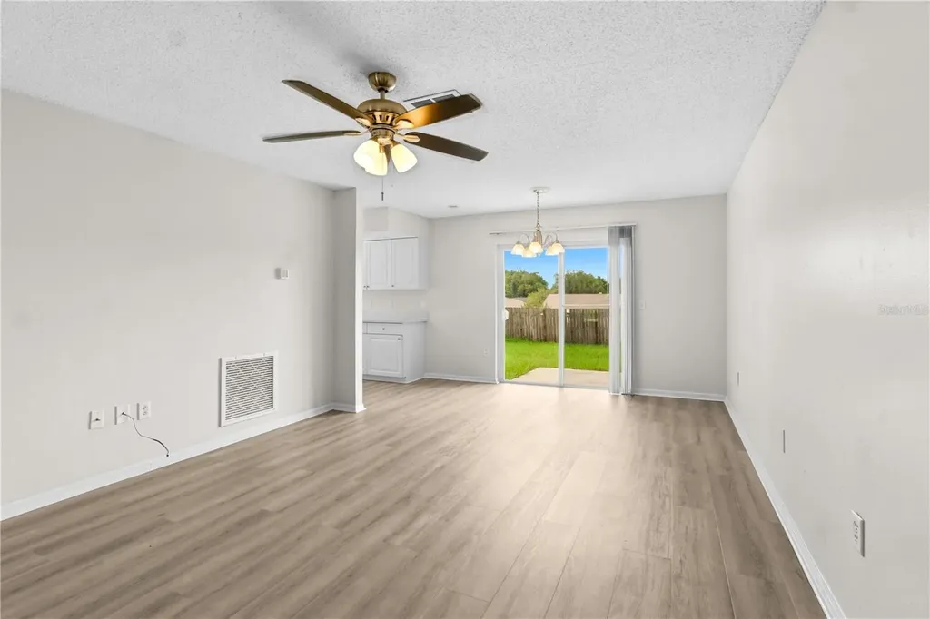 929 Sandywood Drive Brandon FL 33510