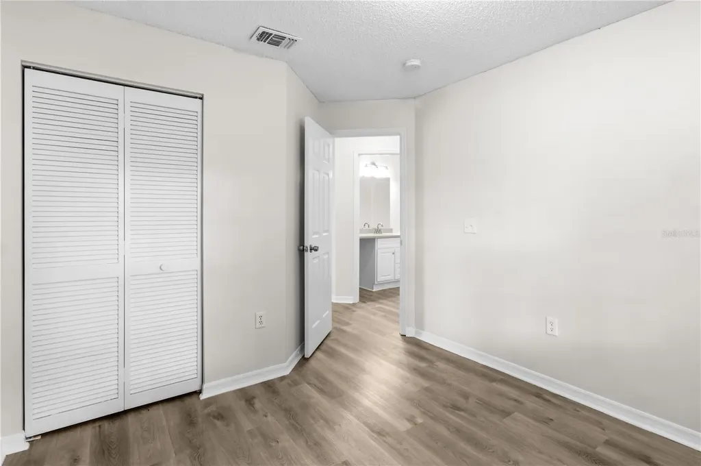 929 Sandywood Drive Brandon FL 33510