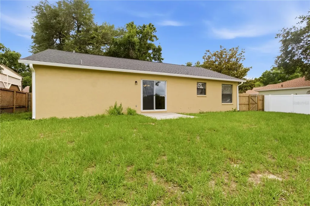 929 Sandywood Drive Brandon FL 33510