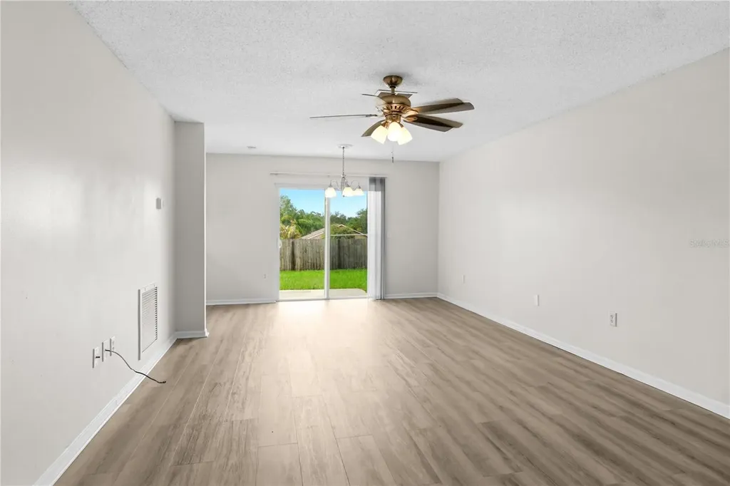 929 Sandywood Drive Brandon FL 33510