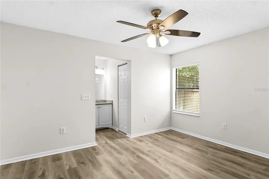 929 Sandywood Drive Brandon FL 33510