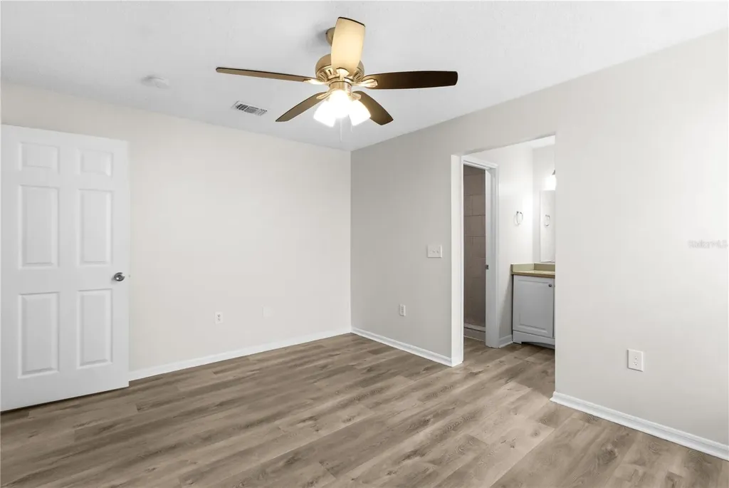 929 Sandywood Drive Brandon FL 33510
