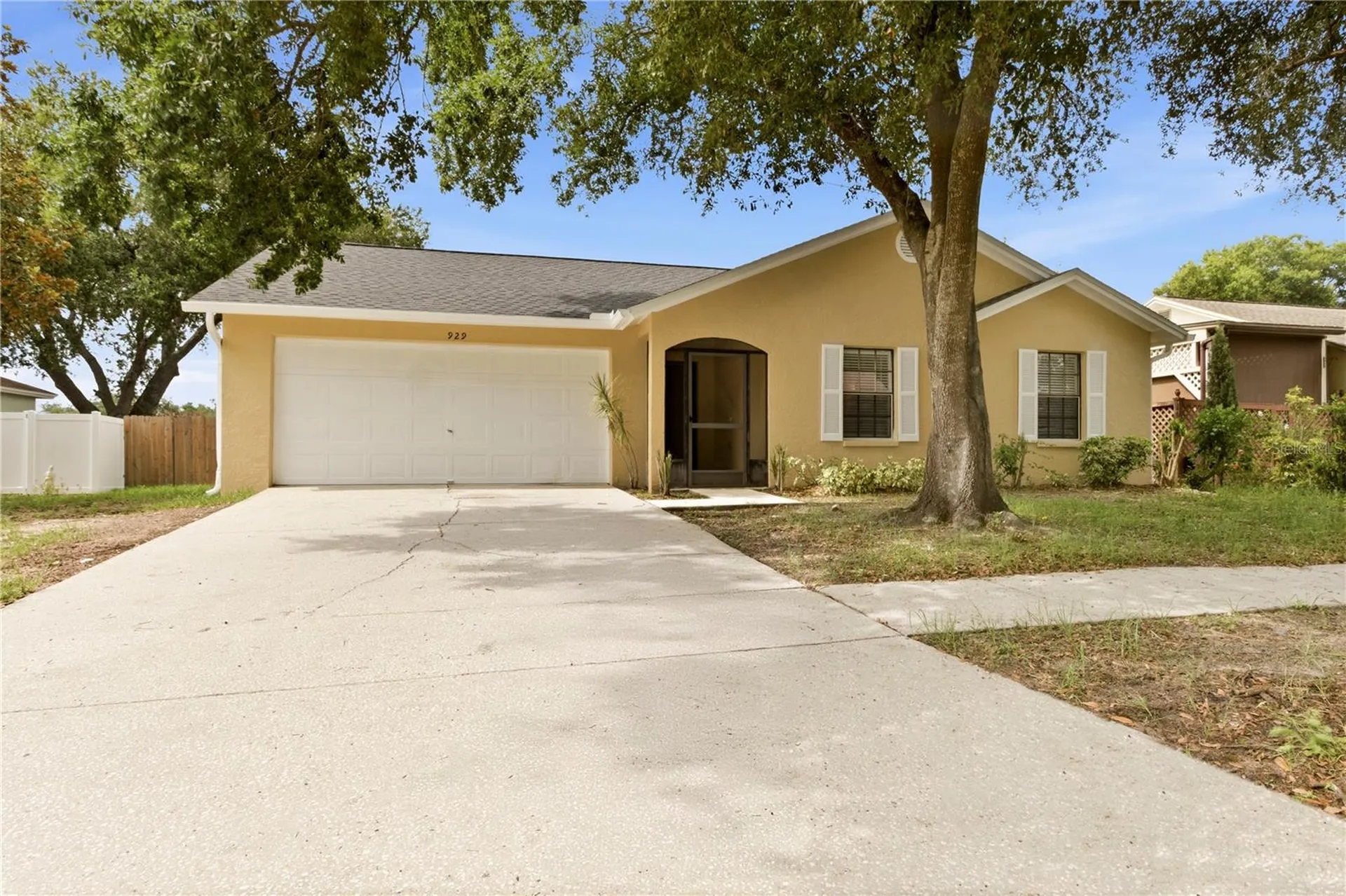 929 Sandywood Drive Brandon FL 33510