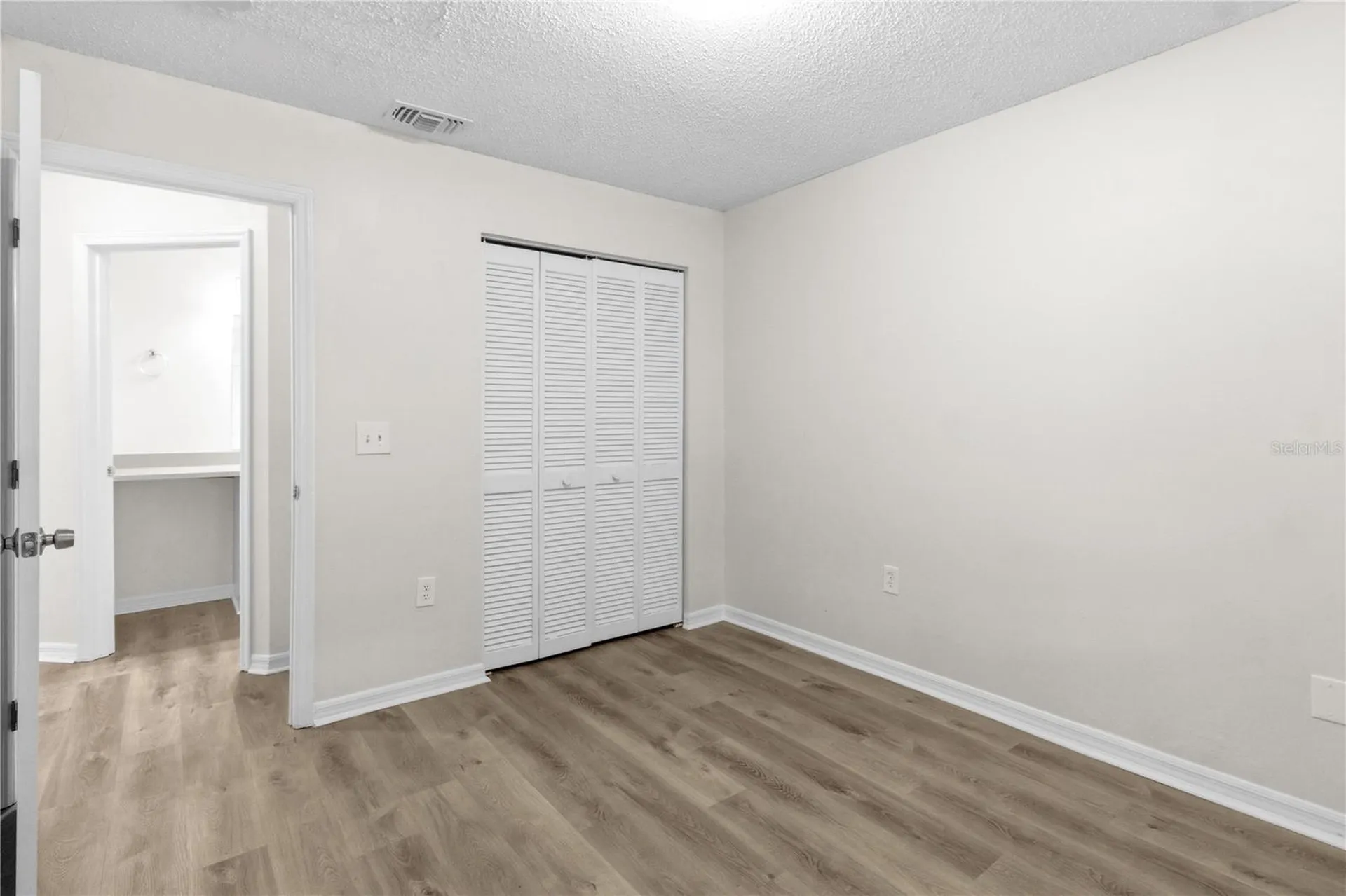 929 Sandywood Drive Brandon FL 33510