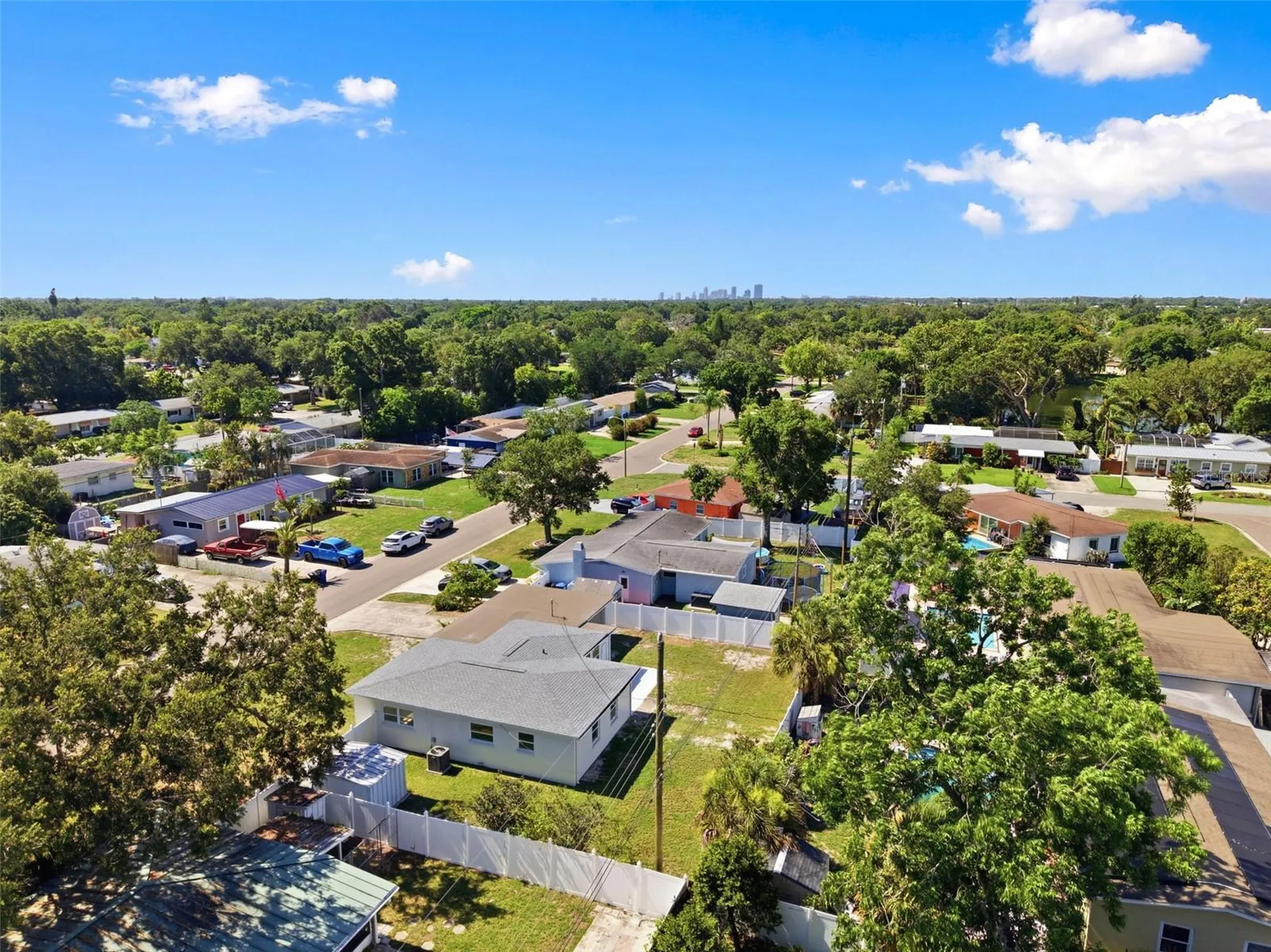 7528 17th Way N St Petersburg FL 33702