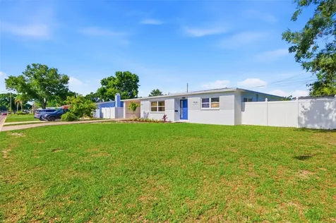7528 17th Way N St Petersburg FL 33702