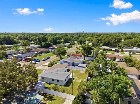 7528 17th Way N St Petersburg FL 33702