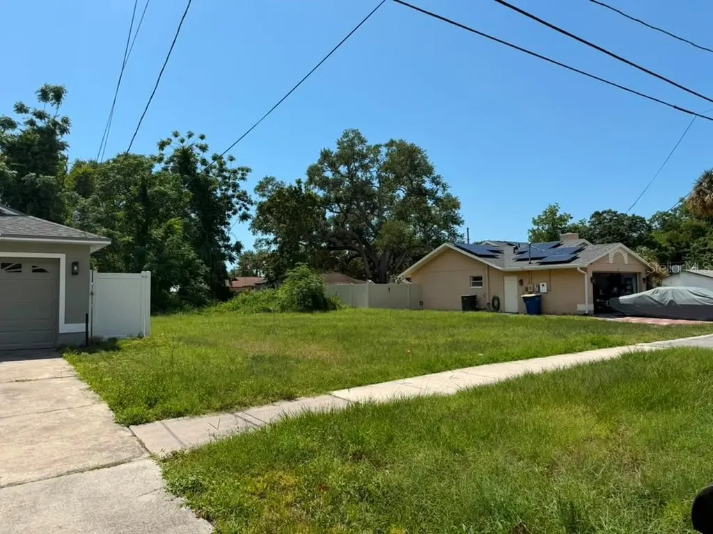 906 Pennsylvania Avenue Clearwater FL 33755