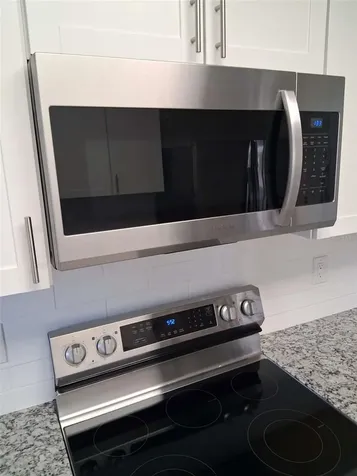 3211 18th Avenue W Bradenton FL 34205