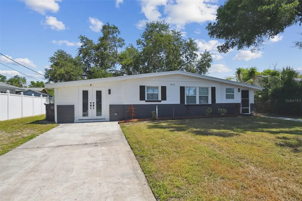 8703 Driftwood Drive Tampa FL 33615
