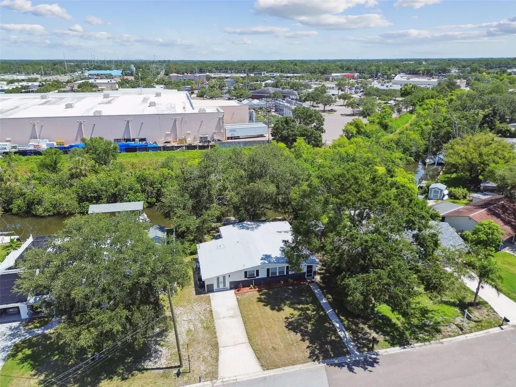 8703 Driftwood Drive Tampa FL 33615