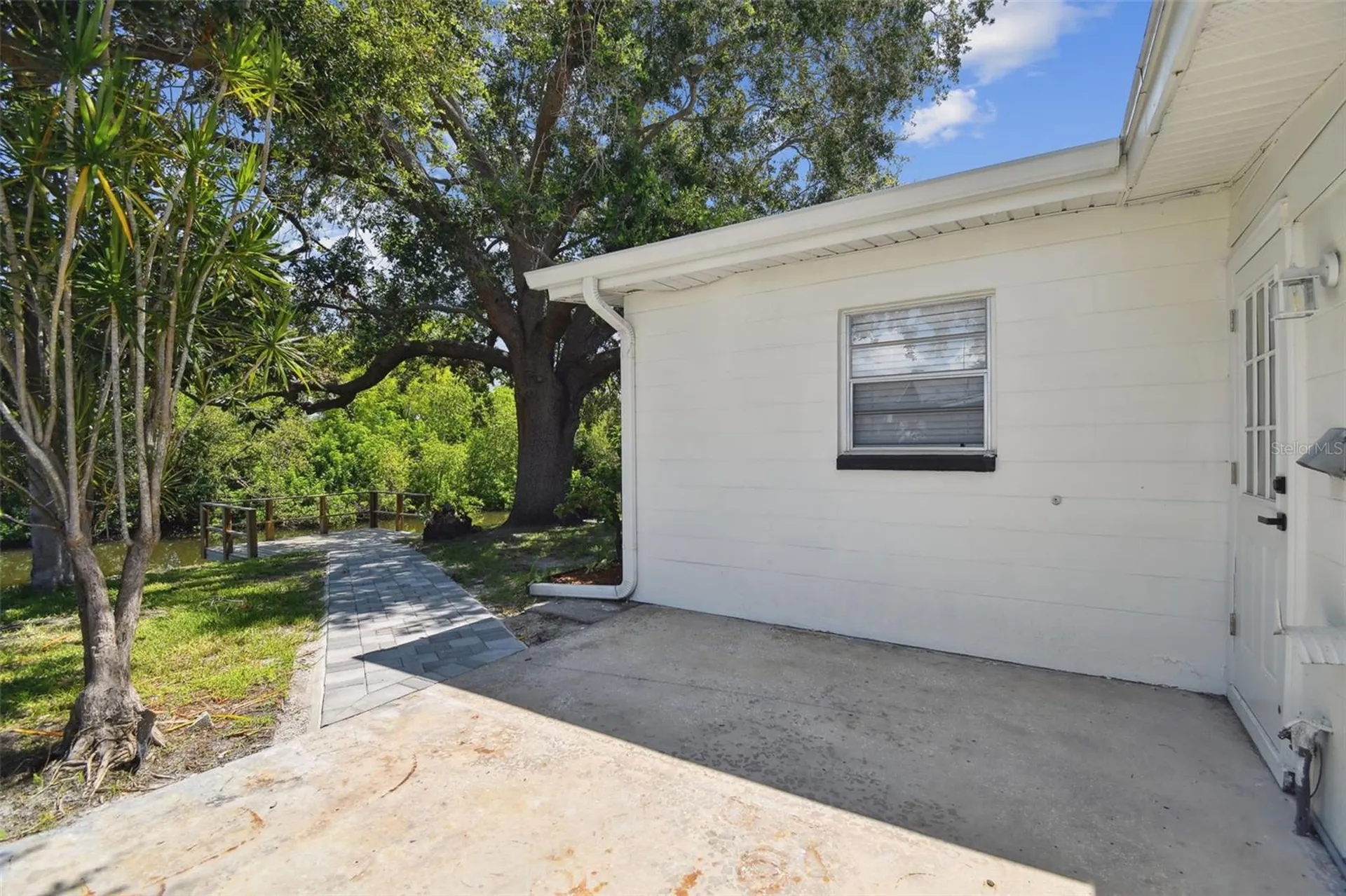 8703 Driftwood Drive Tampa FL 33615